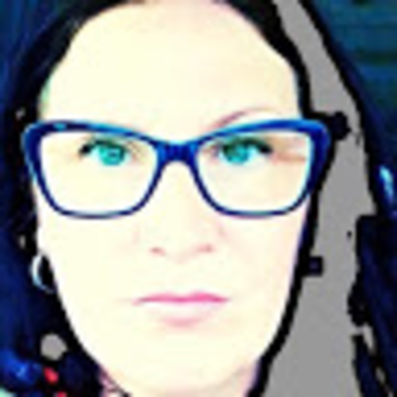 Meet your Posher, Sandy - Picture 1 of 1